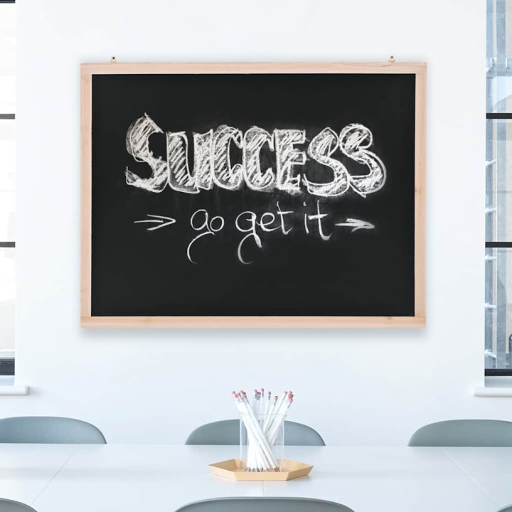 Quadro negro de parede em madeira de cedro | Briva Home