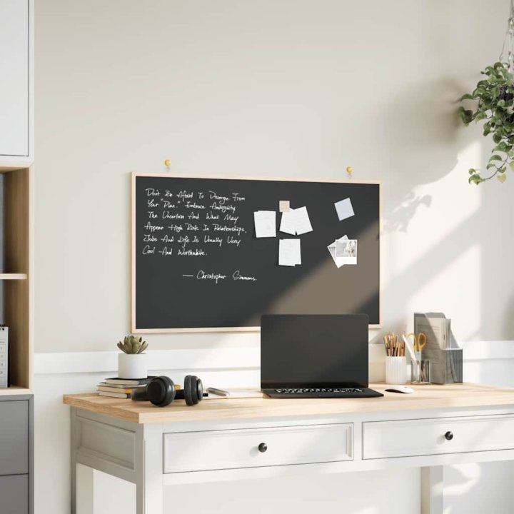 Pizarra con marco de madera maciza de pino | Briva Home